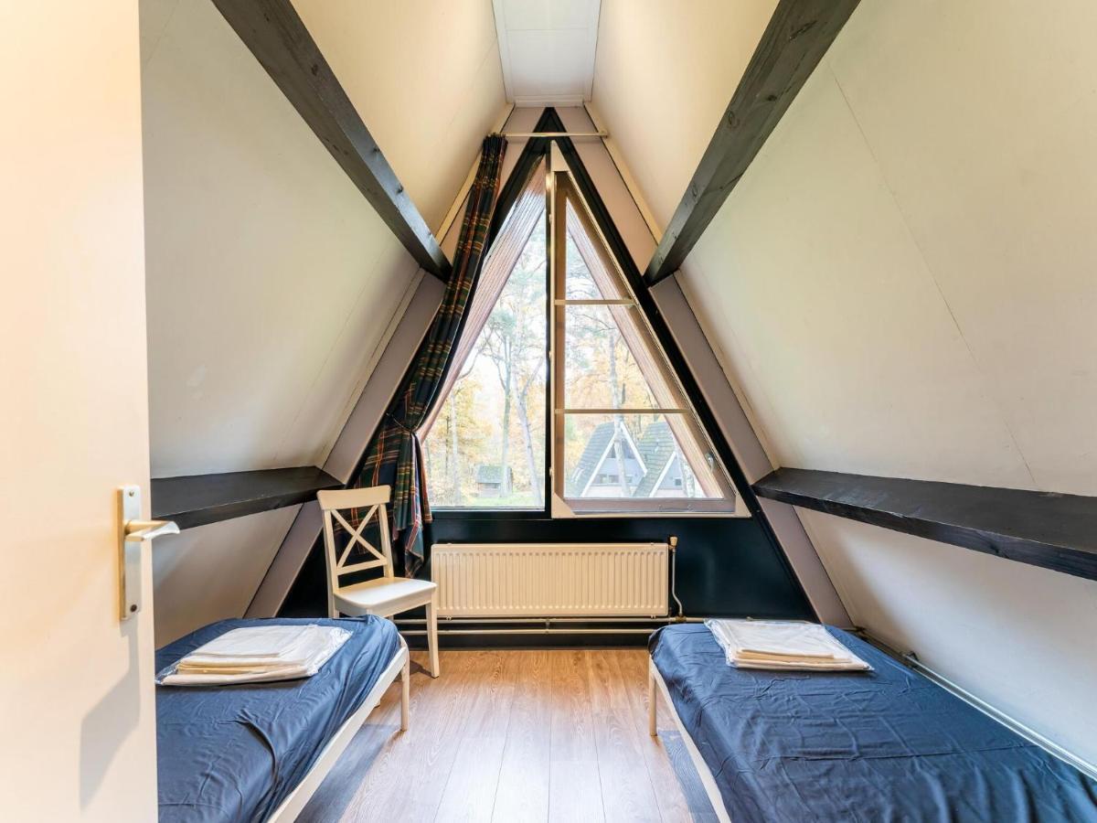 Modern Holiday Home In Stramproy In The Forest Buitenkant foto