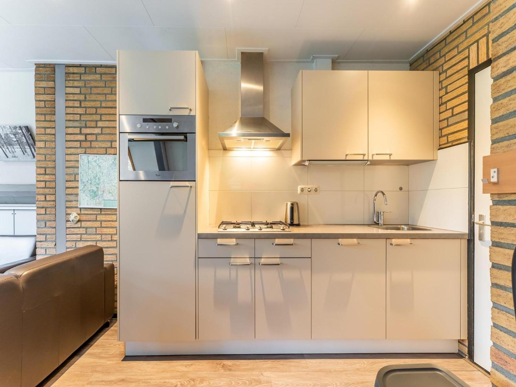 Modern Holiday Home In Stramproy In The Forest Buitenkant foto